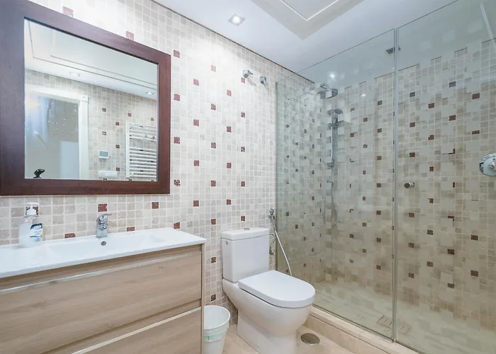 Sea-view Luxurious On The Of Etepona