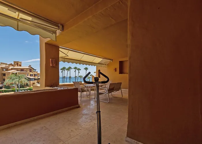 Sea-view Luxurious On The Of Etepona Appartamento