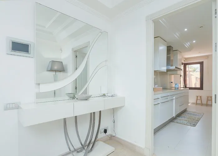 Sea-view Luxurious On The Of Etepona Estepona