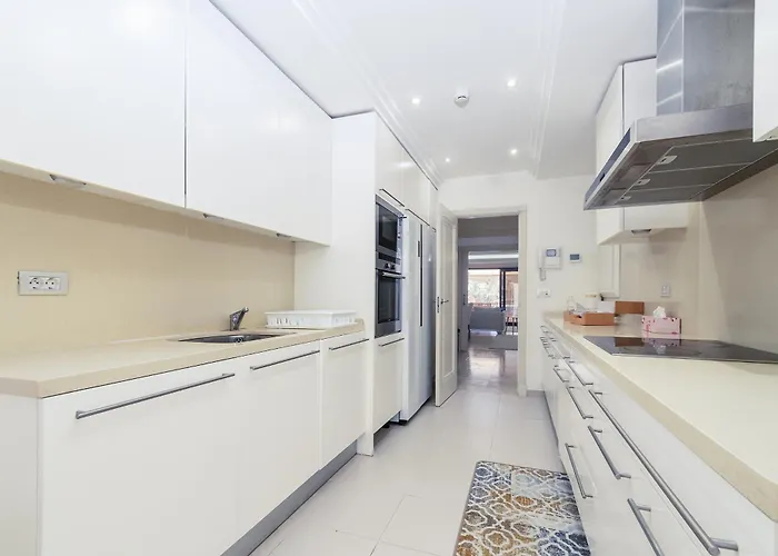 Sea-view Luxurious On The Of Etepona Appartamento