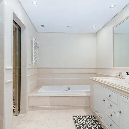 Lejlighed Sea-view Luxurious On The Of Etepona Estepona