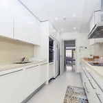 Sea-view Luxurious On The Of Etepona Διαμέρισμα
